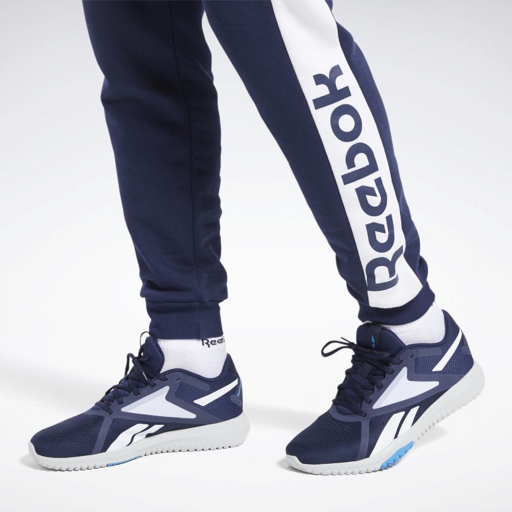 training essentials vector joggers