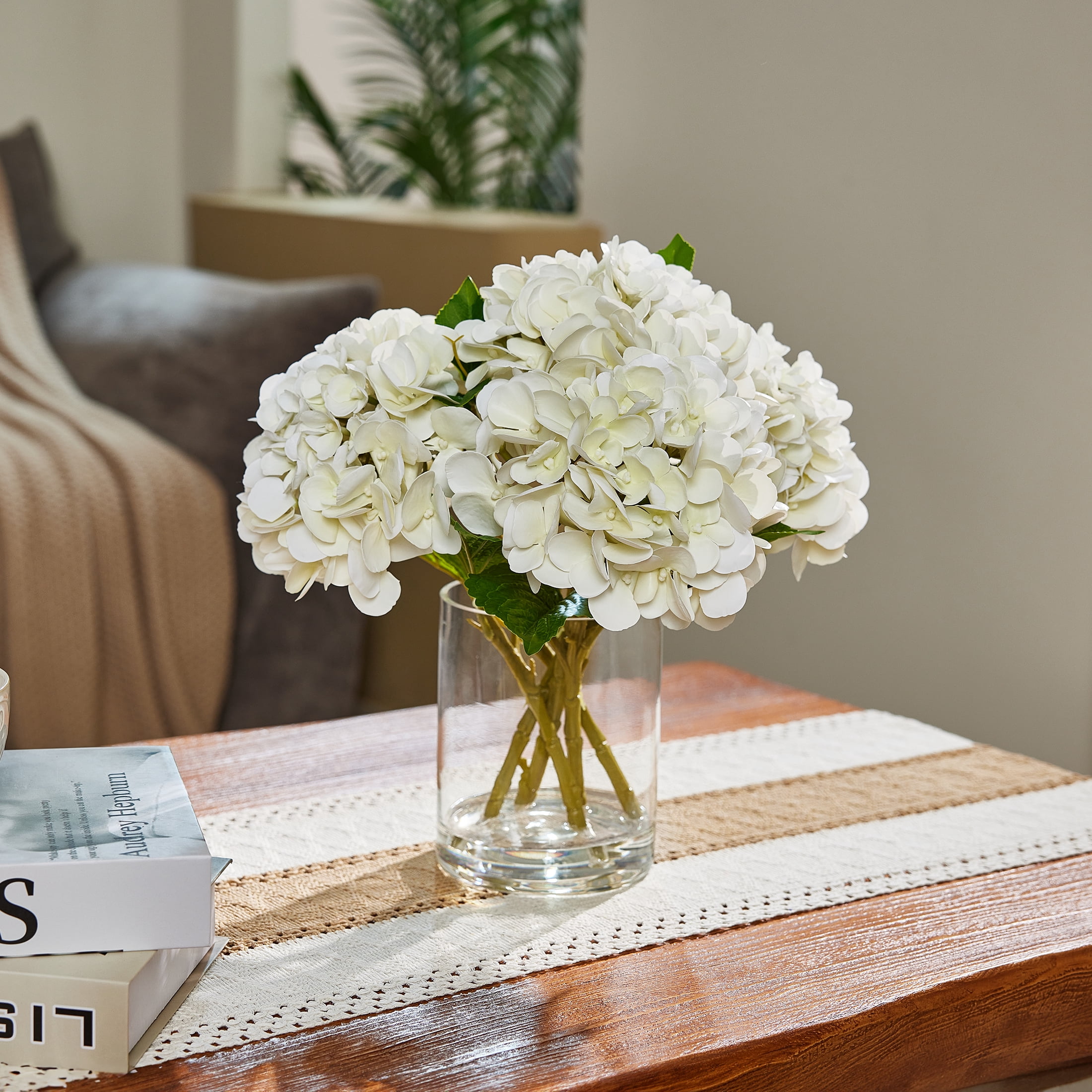 DR.Planzen Artificial Hydrangea in Vase with Faux Water, 12" Realistic White Silk Flowers, 5 Stems 40 Leaves 90 Florets, Ready-to-Use Tabletop Decor for Home Office