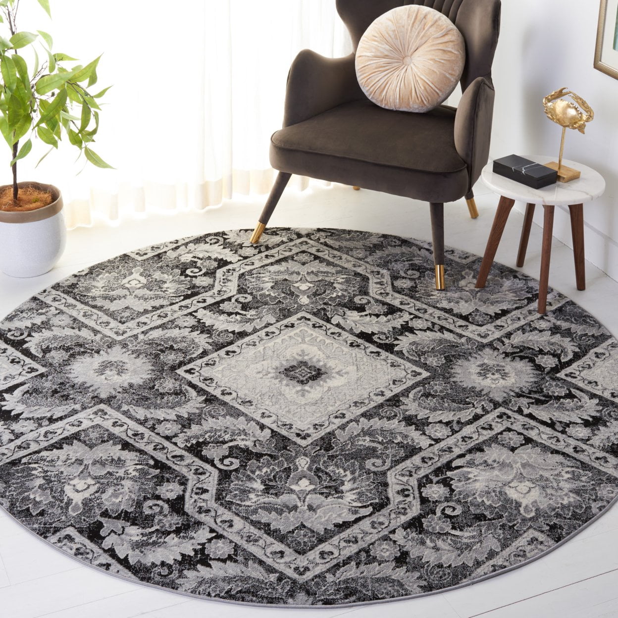 SAFAVIEH Brentwood Zharko Oriental Area Rug, 4' x 6', Black/Ivory