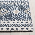 thumbnail image 3 of SAFAVIEH Micro-Loop Aditya Geometric Area Rug, Navy/Ivory, 4' x 6', 3 of 7
