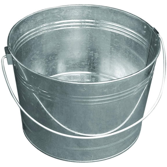 Little Giant Galvanized Round Tub (4.25 Gallon) Classic Utility Metal Bucket with Handle for Feeding, Watering, Washing (Item No. GWT425)