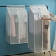 thumbnail image 4 of Bolsas de ropa transparentes fáciles de limpiar, organizador de armario a prueba de humedad, protector de ropa reversible, cierre de cremallera, material PEVA transparente, resistente al agua para, 4 of 5