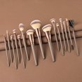 thumbnail image 2 of Paquete de 15 brochas de maquillaje, juego de brochas de maquillaje profesional, kit de brochas para mezclar sombras de ojos y base facial, 2 of 3