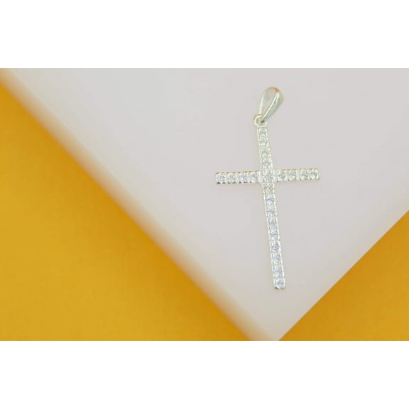 925 Sterling Silver CZ Cross Pendant