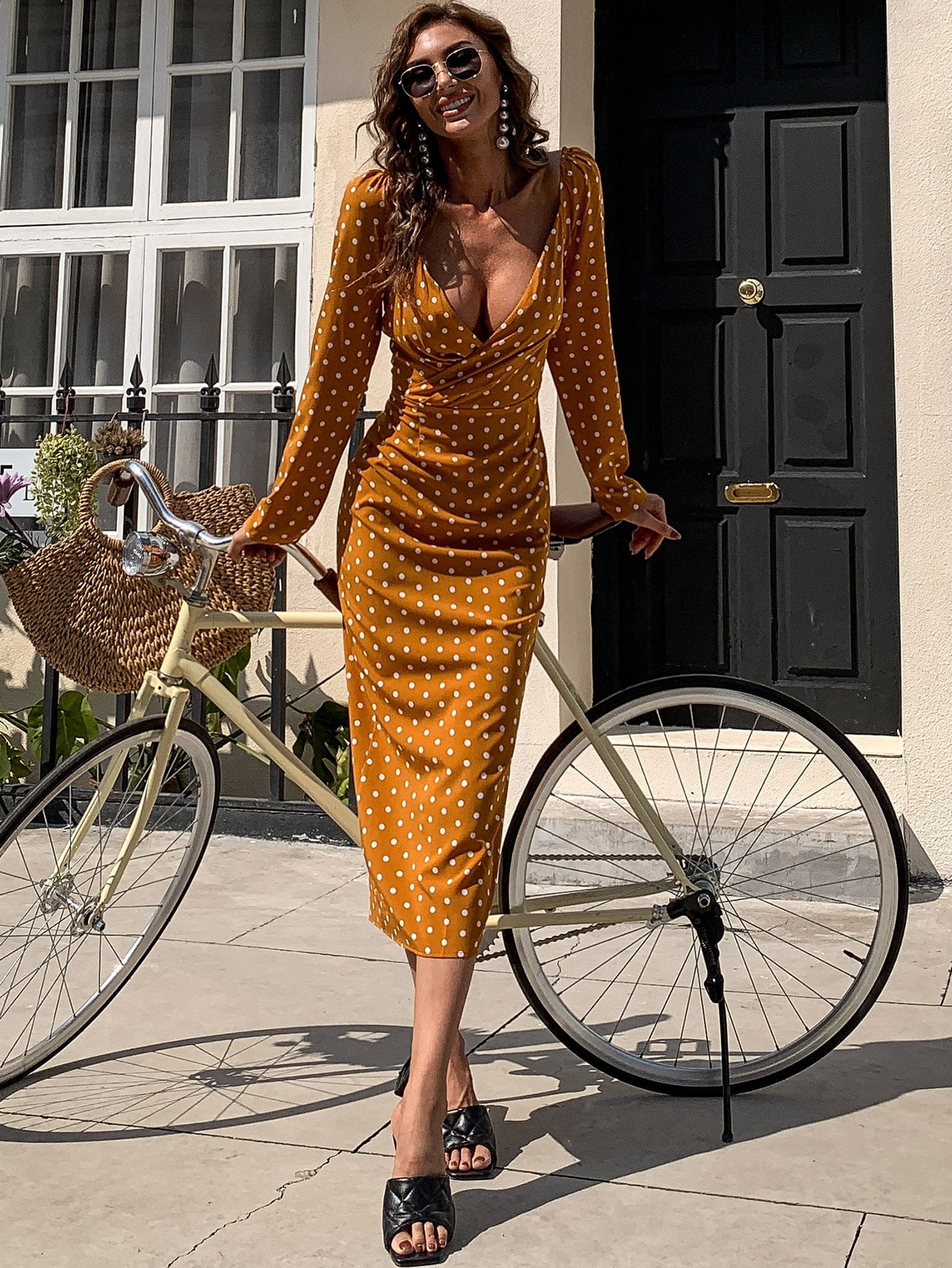 Sweetheart Neck Polka Dot Fitted Dress 