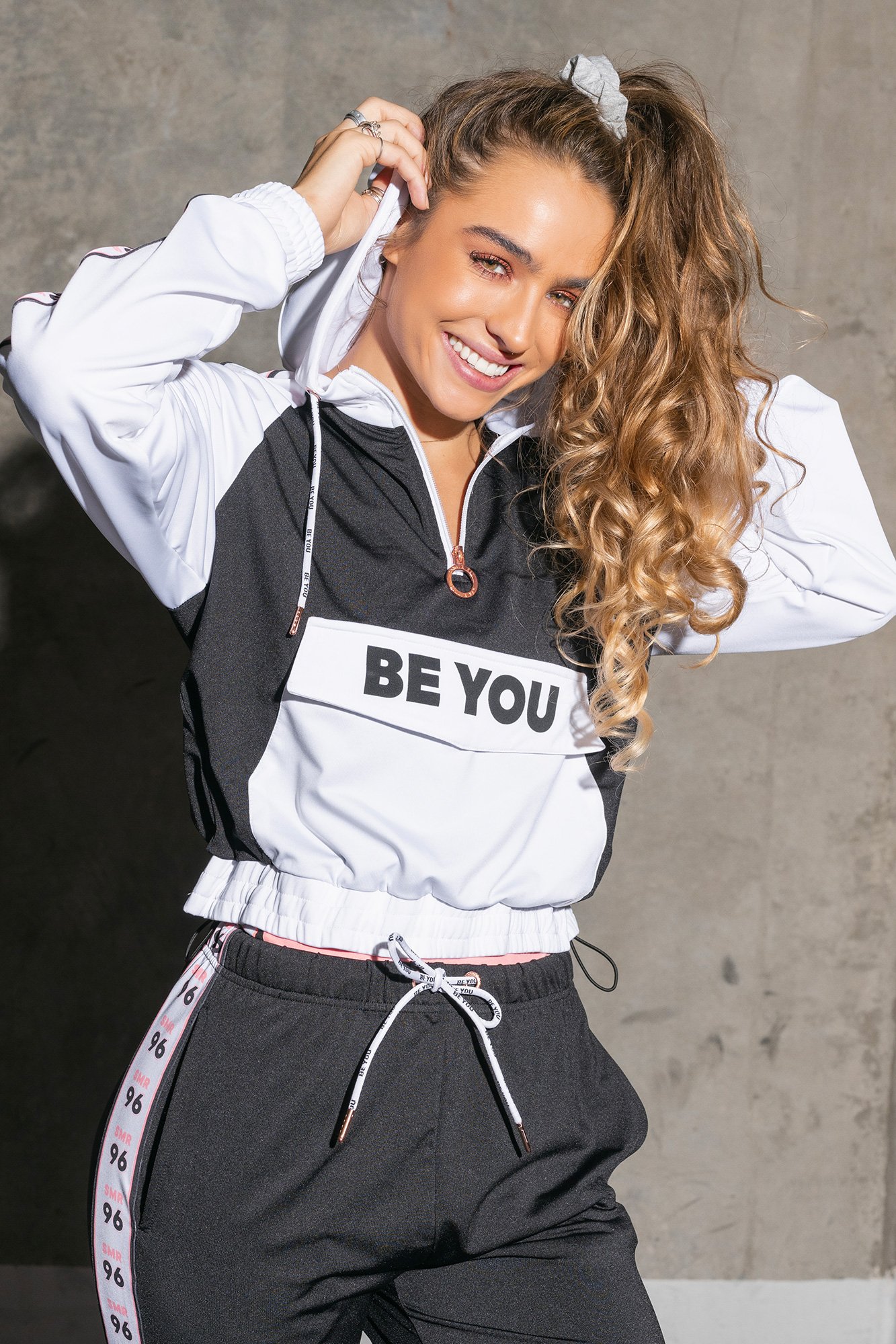 sommer ray hoodie
