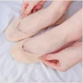 thumbnail image 4 of Calcetines invisibles de verano para mujer, nuevos, versátiles, con cortes en cualquier lugar, con forma de garra de gato, antideslizantes, de gel de color liso, 4 of 4