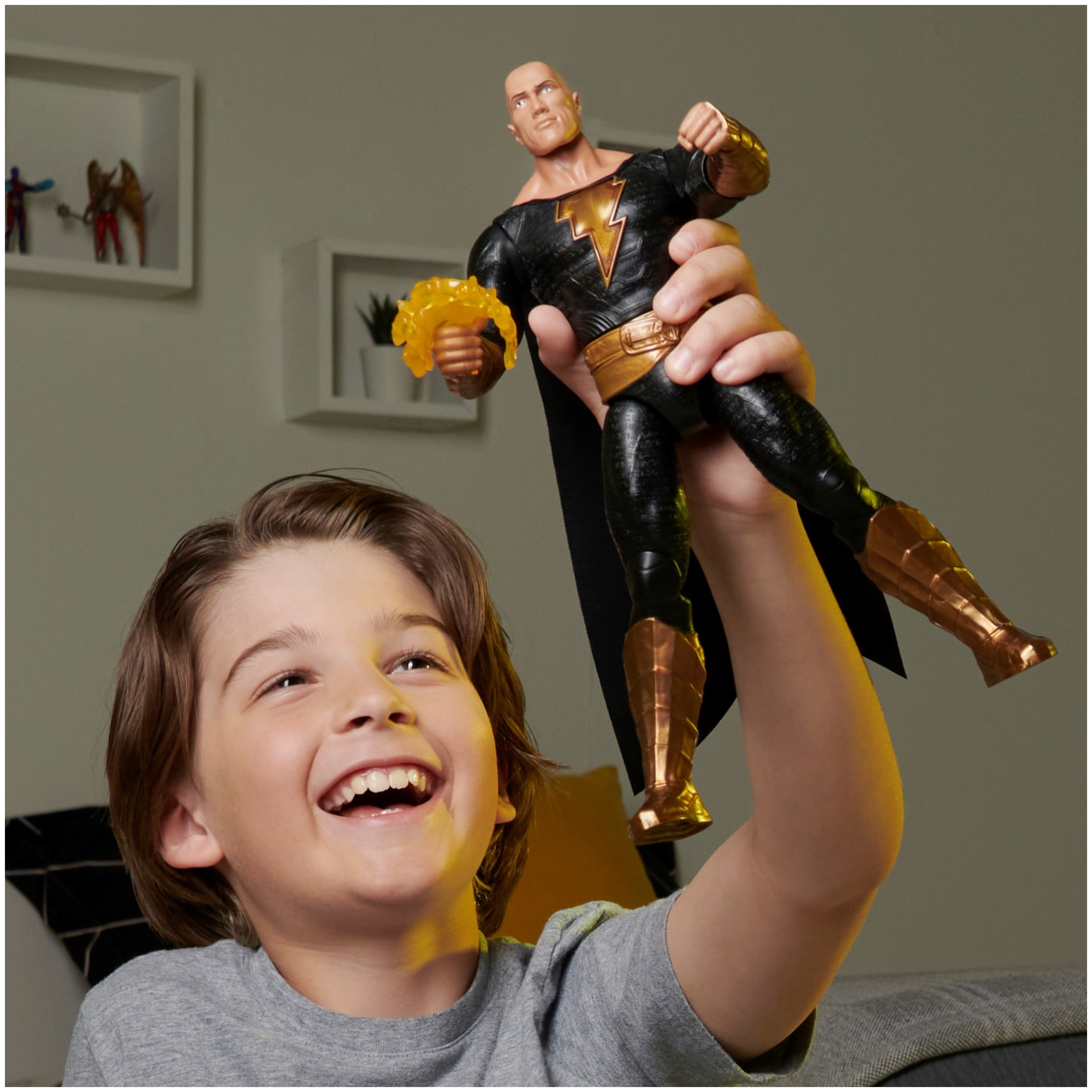 DC Comics, Power Punch Black Adam 12-inch Action Figure, 20+ Phrases and  Sounds, Lights Up with 2 Accessories, Black Adam Movie Collectible Kids  Toys