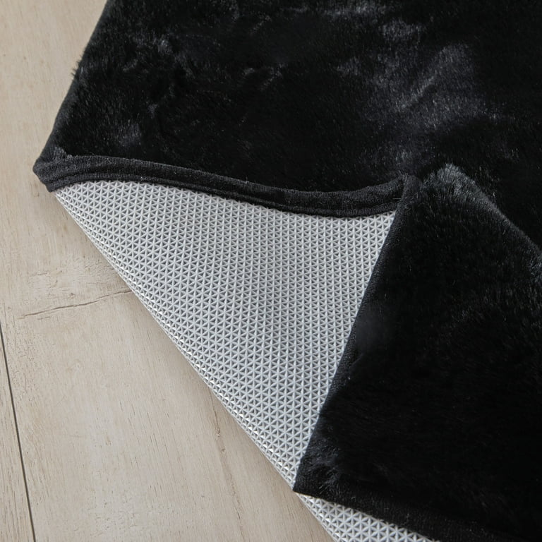 Mainstays Solid Soft Rabbit Faux Fur Area Rug Black,30x46"