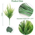 thumbnail image 3 of Plantas de helecho artificiales Liuwei verdes para decoración de porches y patios interiores y exteriores, 3 of 5