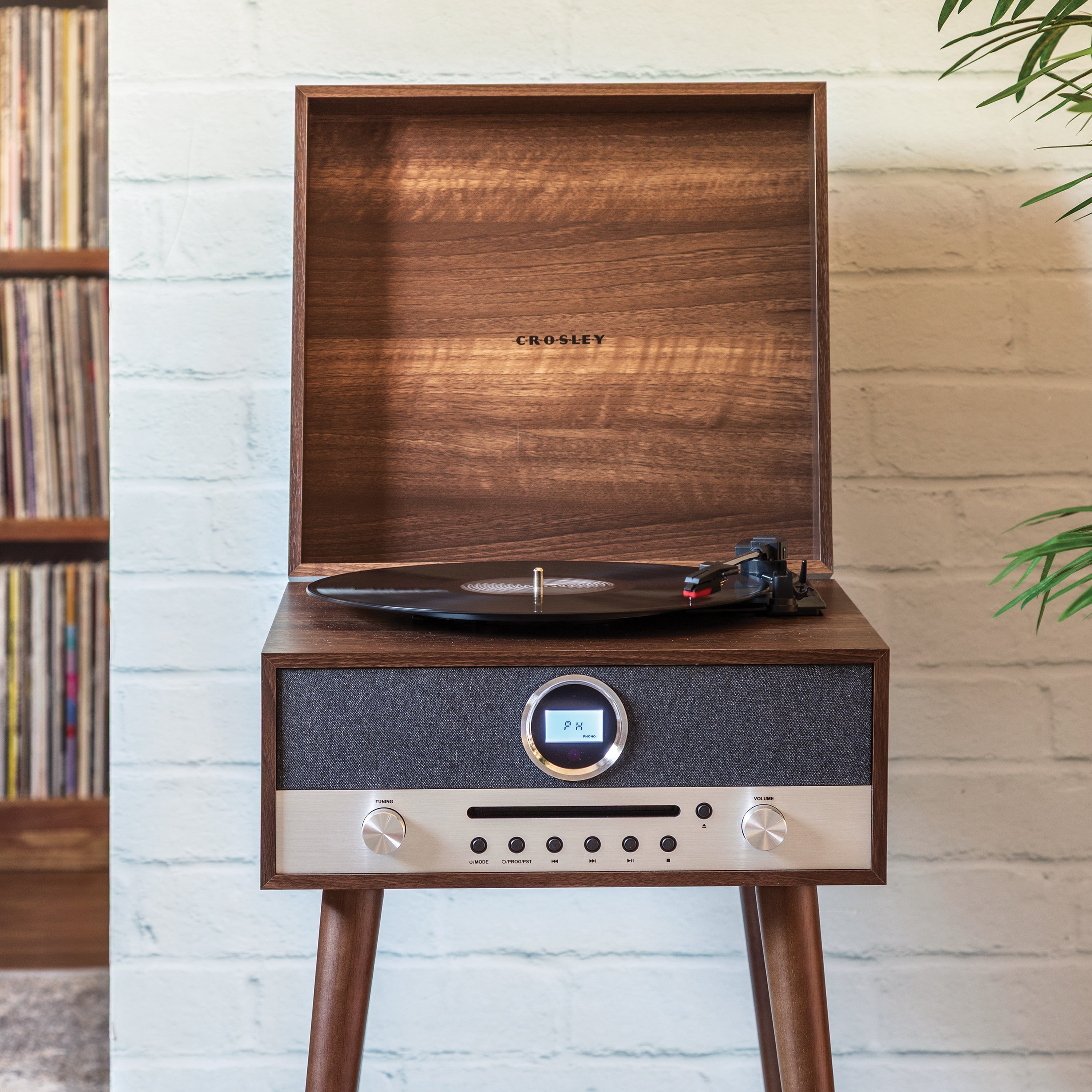 Crosley Nash 7-in-1 Record Player with Bluetooth - Audio Turntables