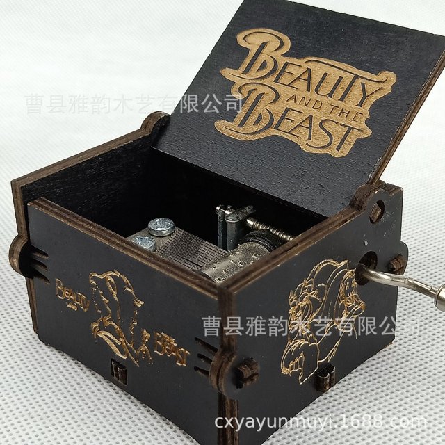 古典雕刻手摇式木制音乐盒木质八音盒复古雕花跨境货源批发定as the picture Deng Xun unisex