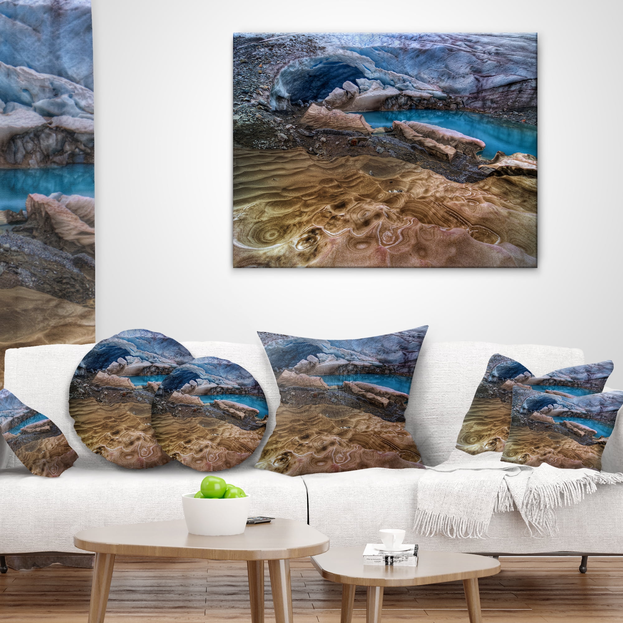 Designart Brilliant Turquoise Melt Pool - Landscape Printed Throw Pillow - 12x20