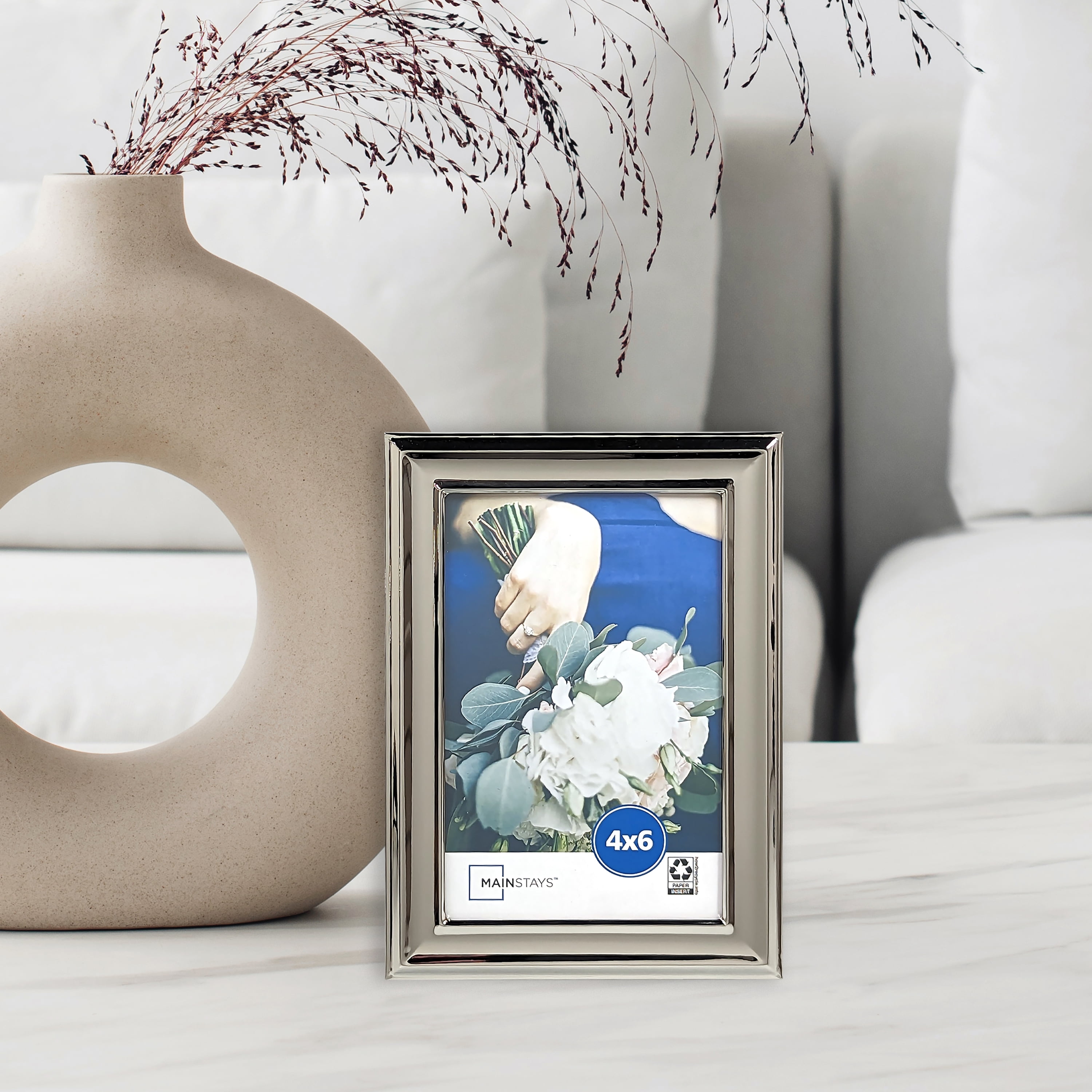 Sterling Silver 4x6 　純銀製　写真額縁 Mainstays – 4x6 Picture Frame – Silver Finish Metal Tabletop Photo