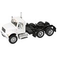 thumbnail image 1 of Walthers SceneMaster International Blanco 4900 Tractor de 2 ejes, 1 of 1