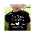 thumbnail image 1 of Camiseta de manga corta 100 % algodón con estampado "MI BISABUELA ME AMA", cómoda y casual para niñas., 1 of 7