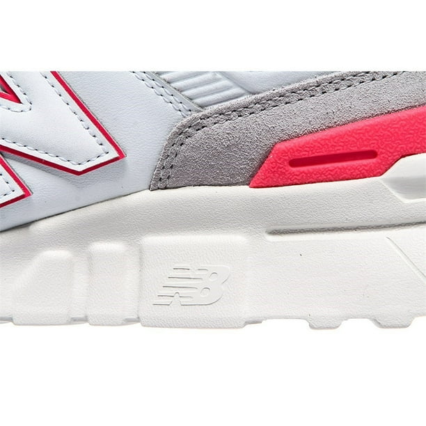 New Balance Men s Cm997 Haj Low Top Leather Sneaker 8.5M
