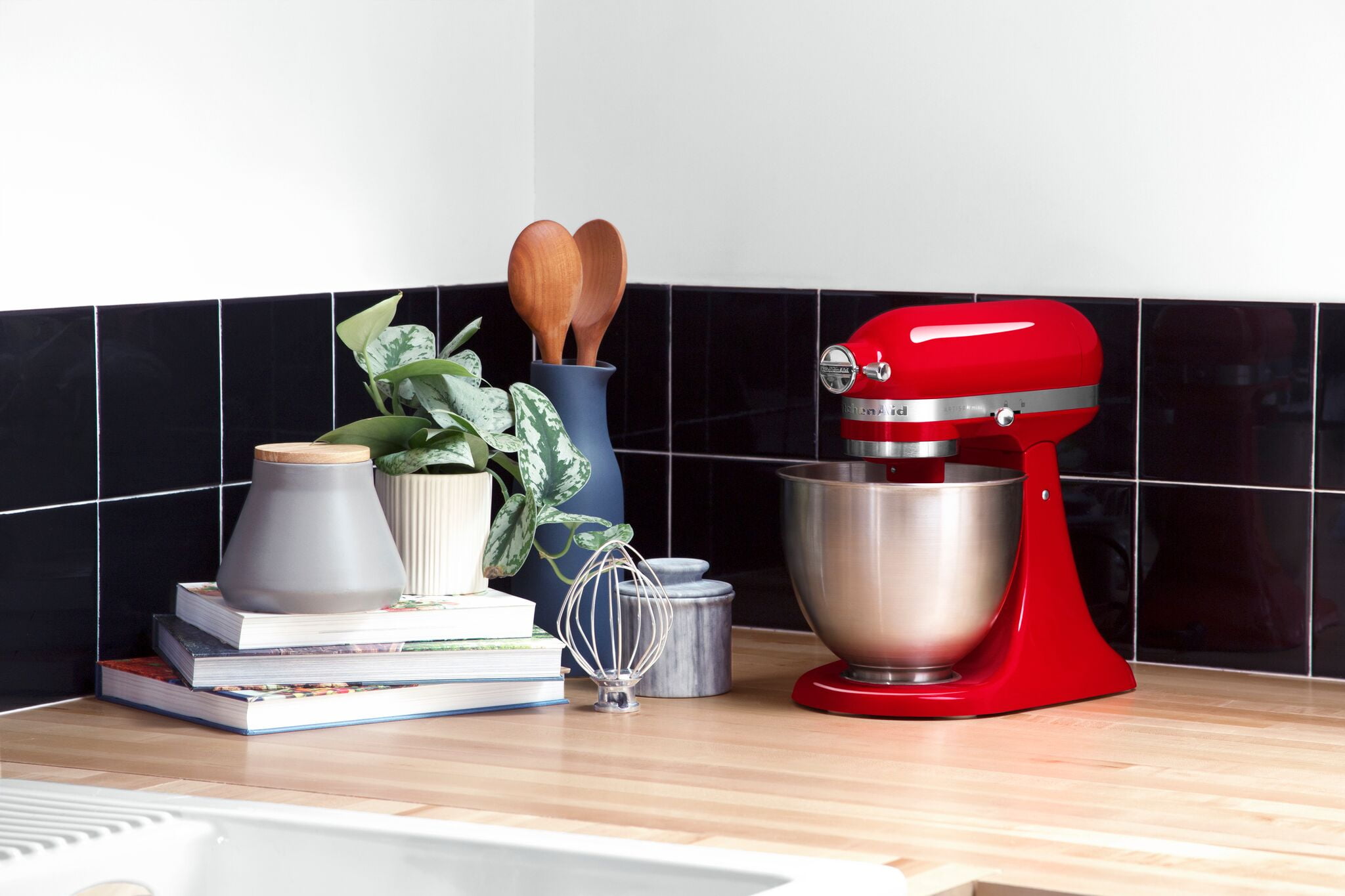 KitchenAid Artisan Mini 3.5 Quart Tilt-Head Stand Mixer - KSM3316X - Candy  Apple Red