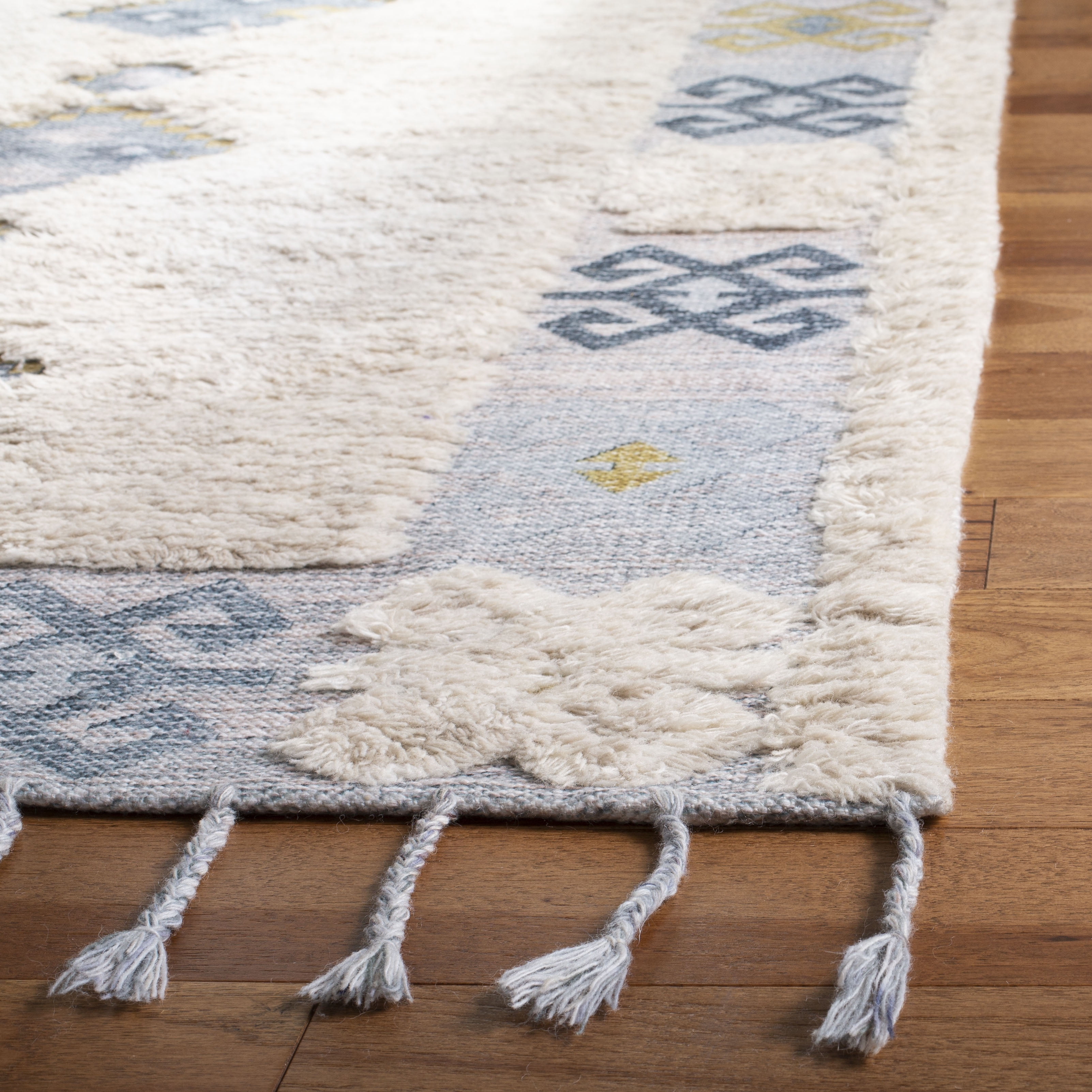 Safavieh  Handmade Saffron Misi Modern Tribal Cotton Rug 4' x 6' 4' x 6' Indoor,Handmade Rectangle