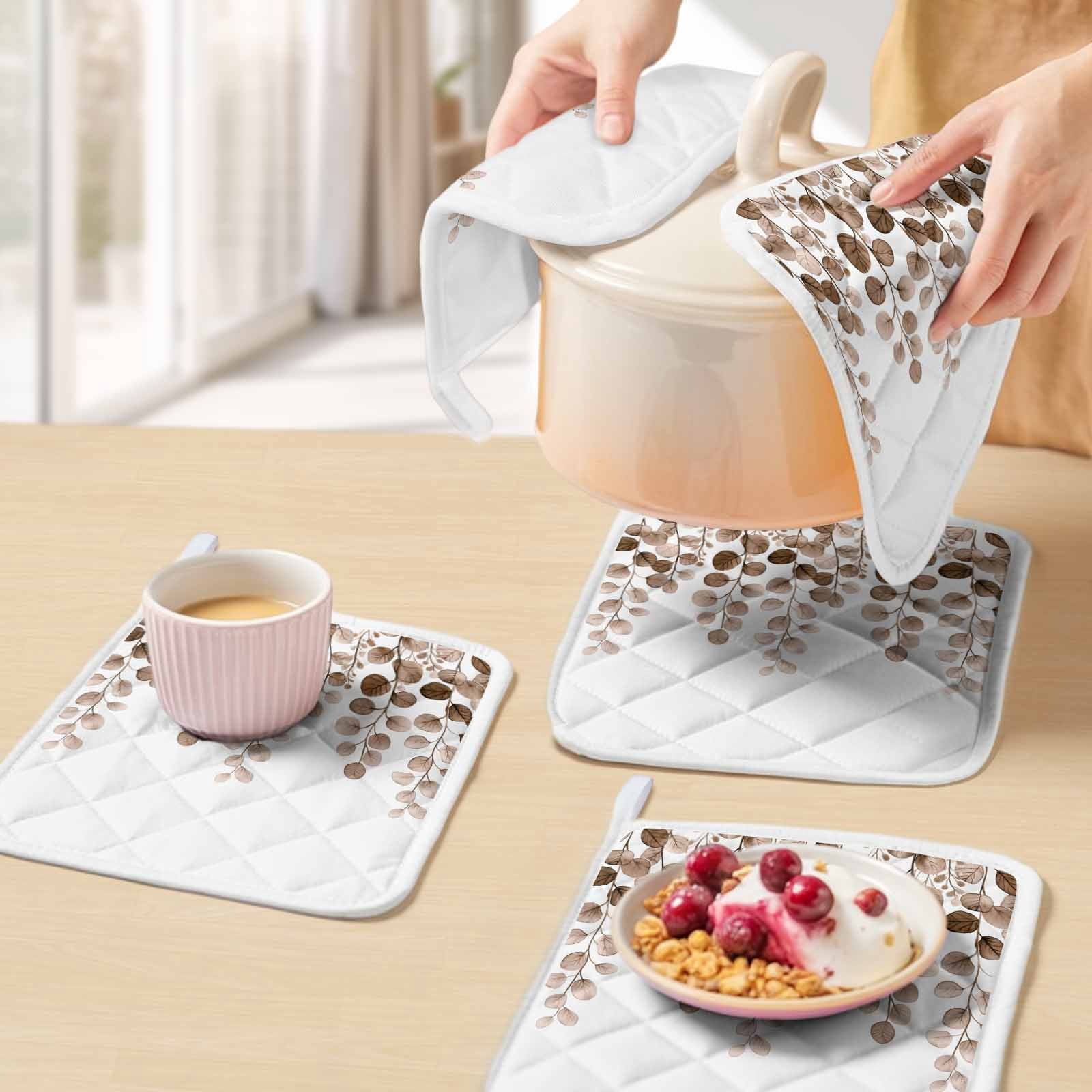 Brown Eucalyptus Leaves Pot Holders for Kitchen Heatproof Potholder, 2 Pack Watercolor Floral Leaf Plants Hot Pads Multipurpose Oven Pads Cloth Potholders Trivet for Cooking and Baking