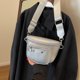 thumbnail image 1 of Bolsa De Pecho Frauen Casual Brust Tasche Multi-Reißverschluss Schulter Tasche Weibliche Satchel Tasche (Silber), 1 of 8
