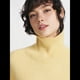 thumbnail image 4 of Suéter de Cuello Alto para Mujer, Blusa de Punto de Larga Gruesa con Dobladillo Alto y Bajo, para Otoño e Invierno. Amarillo Limón M, 4 of 10