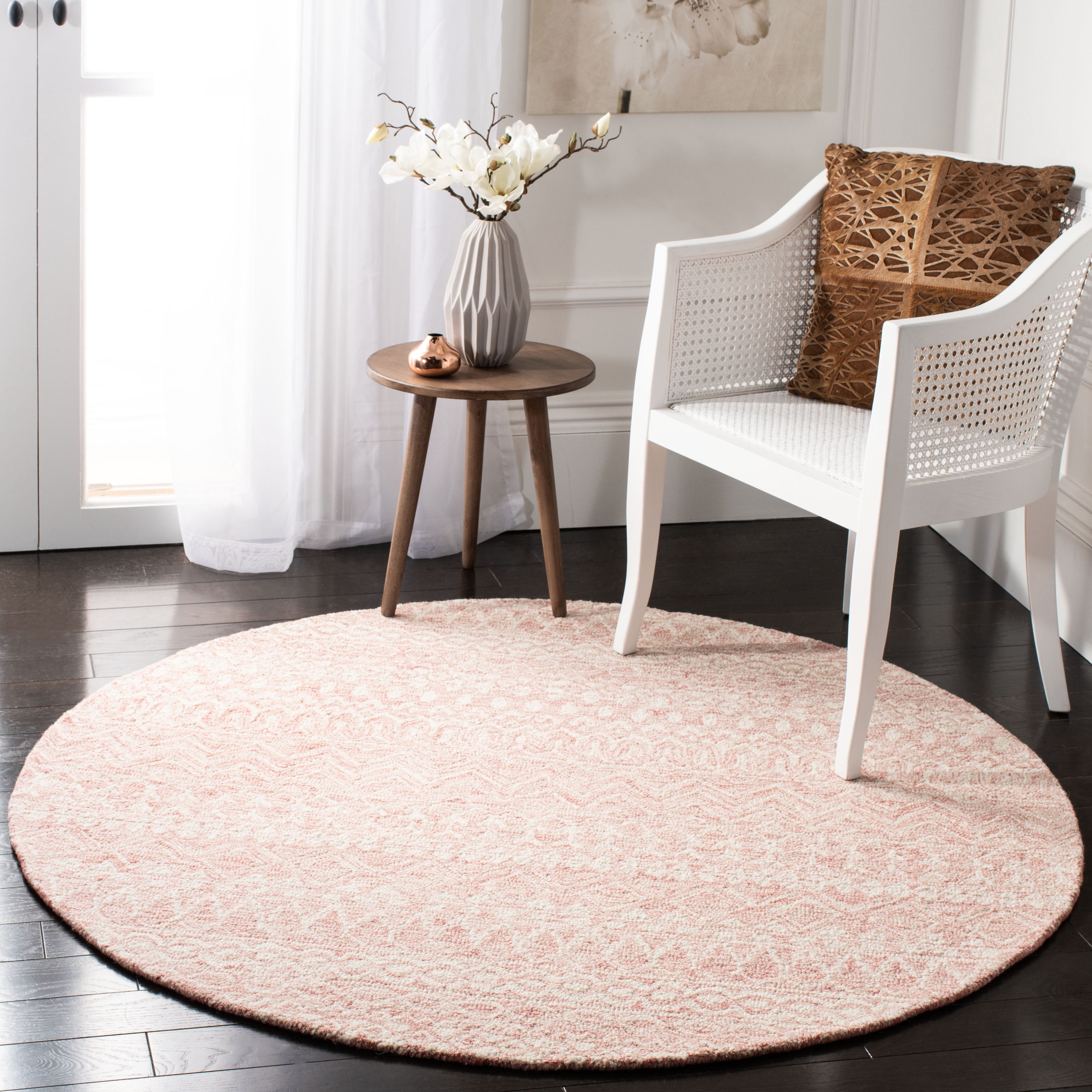 SAFAVIEH Micro-Loop Daithi Geometric Area Rug, Pink/Ivory, 7' x 7' Round