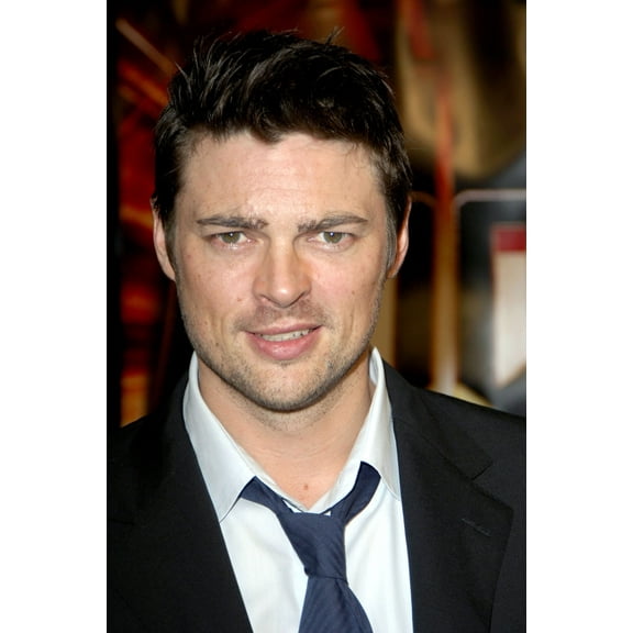 Karl Urban At Arrivals For Doom Premiere, Universal Studios Cinema At Universal Citywalk, Los Angeles, Ca, October 17, 2005. Photo By Michael GermanaEverett Collection Celebrity (8 x 10)