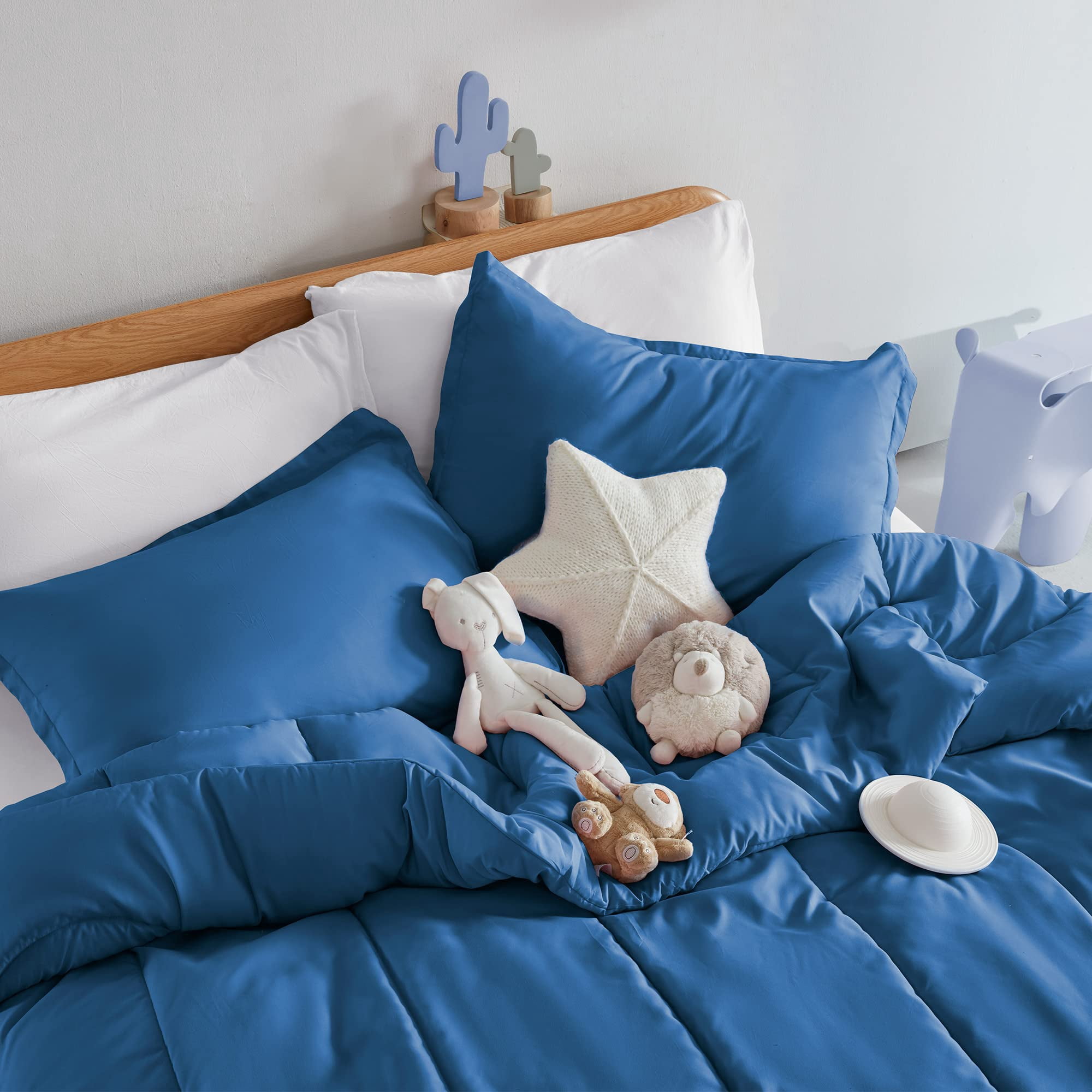 Sleep Zone Kids Bedding Comforter Set Full/Queen Size - Super Soft & Cute Printed 3-Piece Comforter Set All Seasons for Boys, Girls, Fade Resistant, Machine Washable, Blue