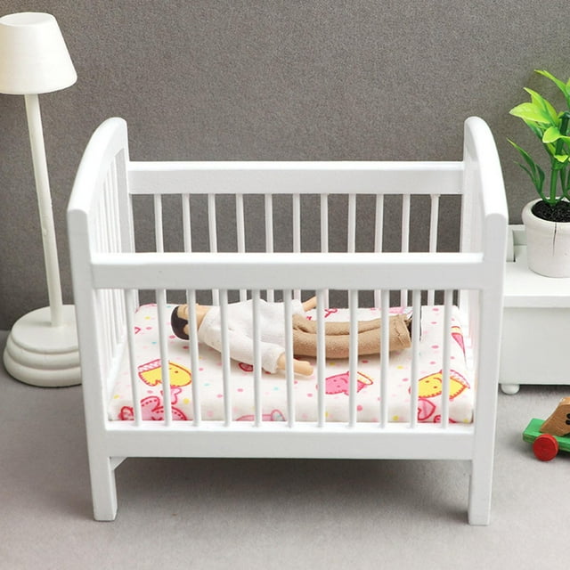 Cuna de Madera en Miniatura de Muñecas 1/12 con Colchón para Muñecas, Animales de Peluche Macarena casa de muñecas en miniatura cuna