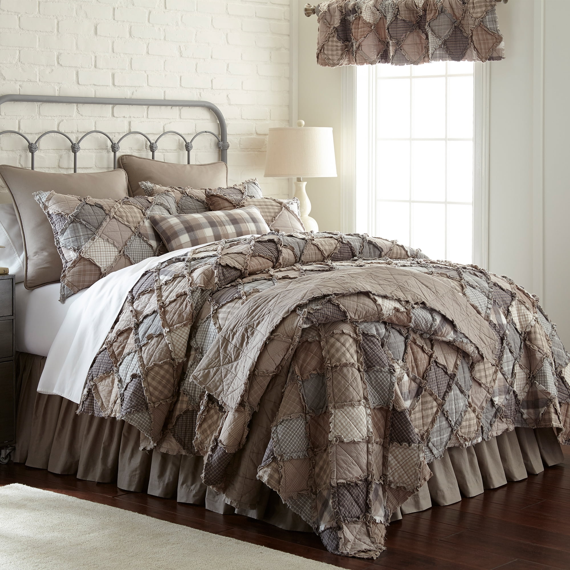 Donna Sharp Smoky Mountain Full/Queen Ragged Pieced Patchwork Cotton Quilt