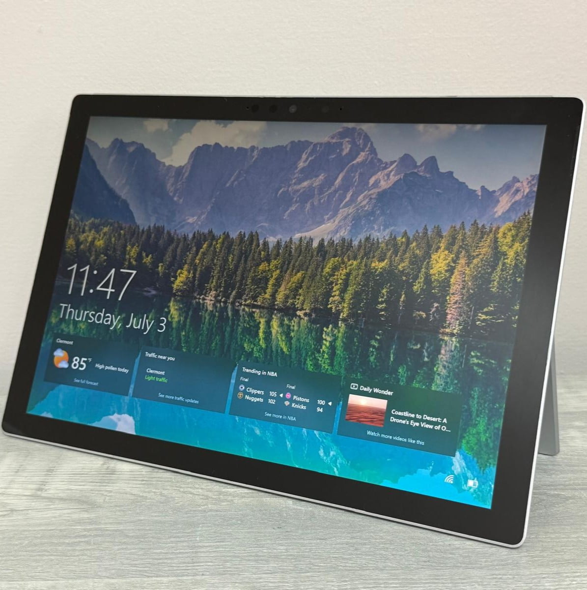 Surface Pro 4 DQR-00009 Windows10 Pro Core m3/4GB/128GB 新古品 極美品