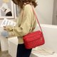 thumbnail image 5 of Bolsa de mensajero a cuadros de color sólido de lona retro para mujer, grandes (rojo) Likrtyny Para Estrenar, 5 of 8