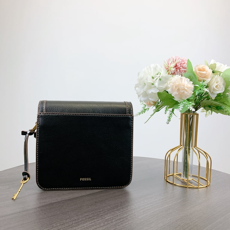 Fossil SHB3070001 Ainsley Small Flap Crossbody IN Black - Walmart.com
