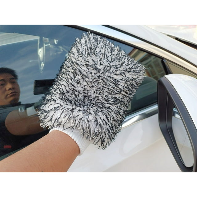 Production Of Colored Long Haired Fleece Car Cleaning Gloves