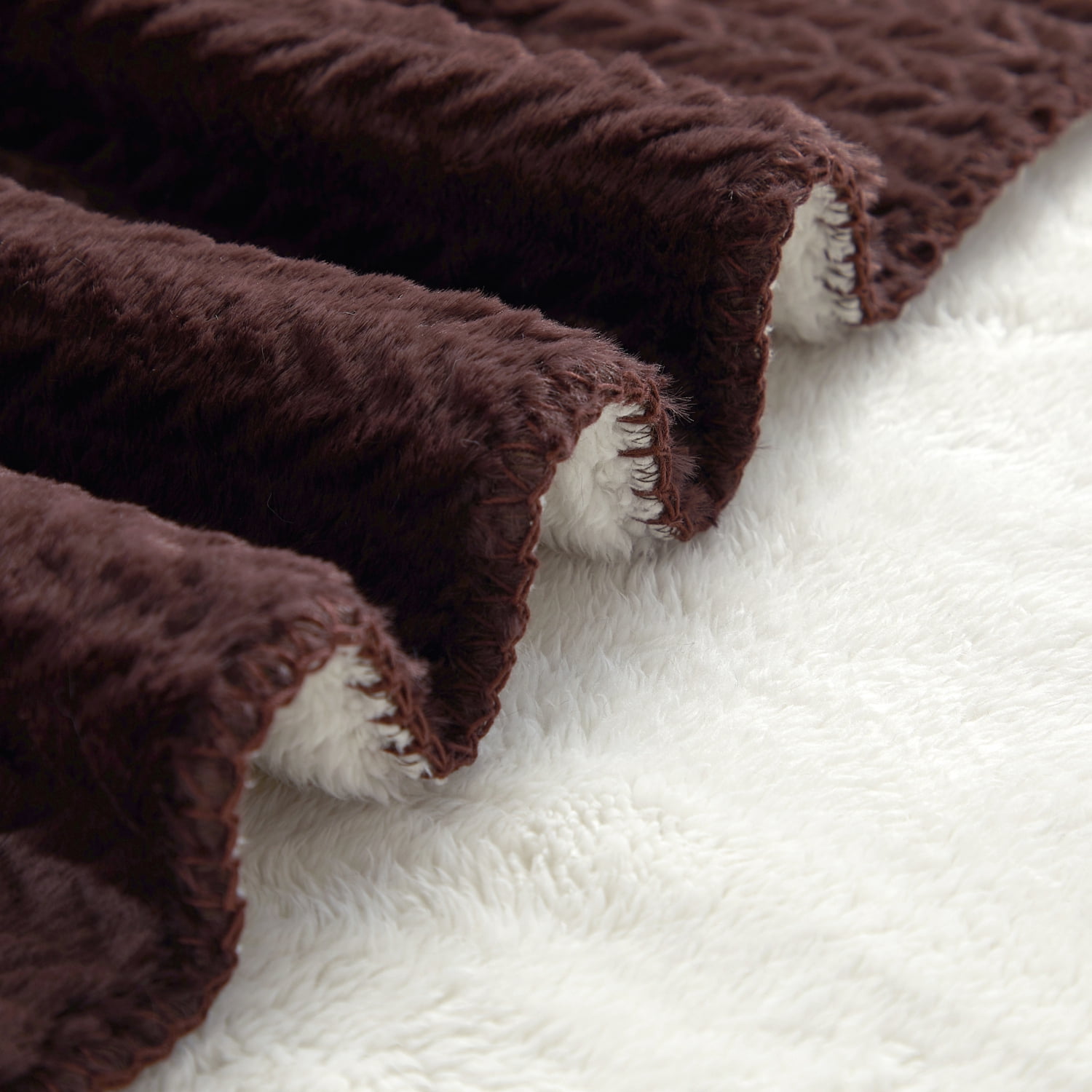 Dearfoams Reversible Embossed Faux Fur to Faux Shearling Oversized Couch Throw Blanket, Brown, 50 x 70 in
