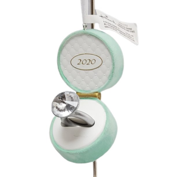 HMK Hallmark 1HGO2292 Engagement Dated Ornament