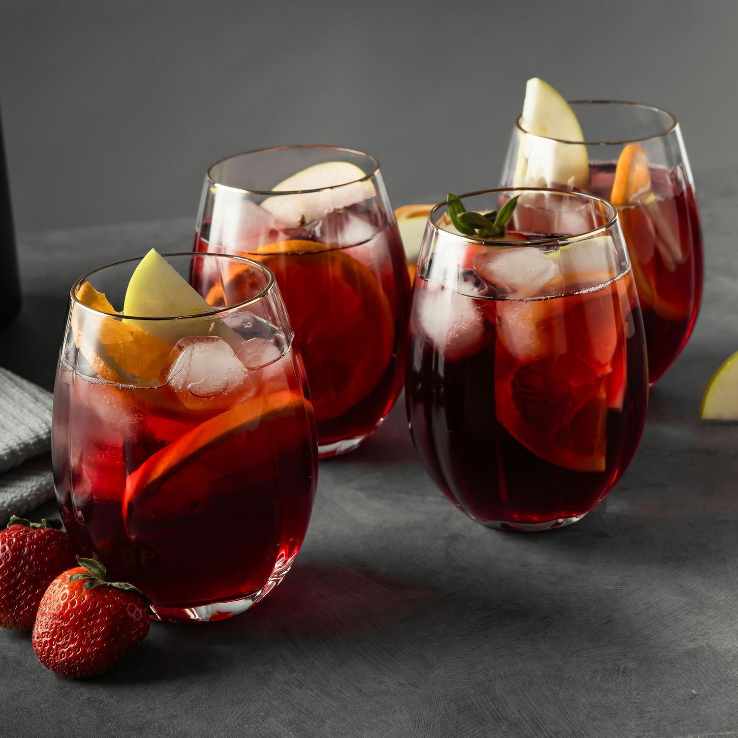 Ensemble de 4 verres à vin sans pied festonnés avec bordure dorée de Thyme & Table Glass