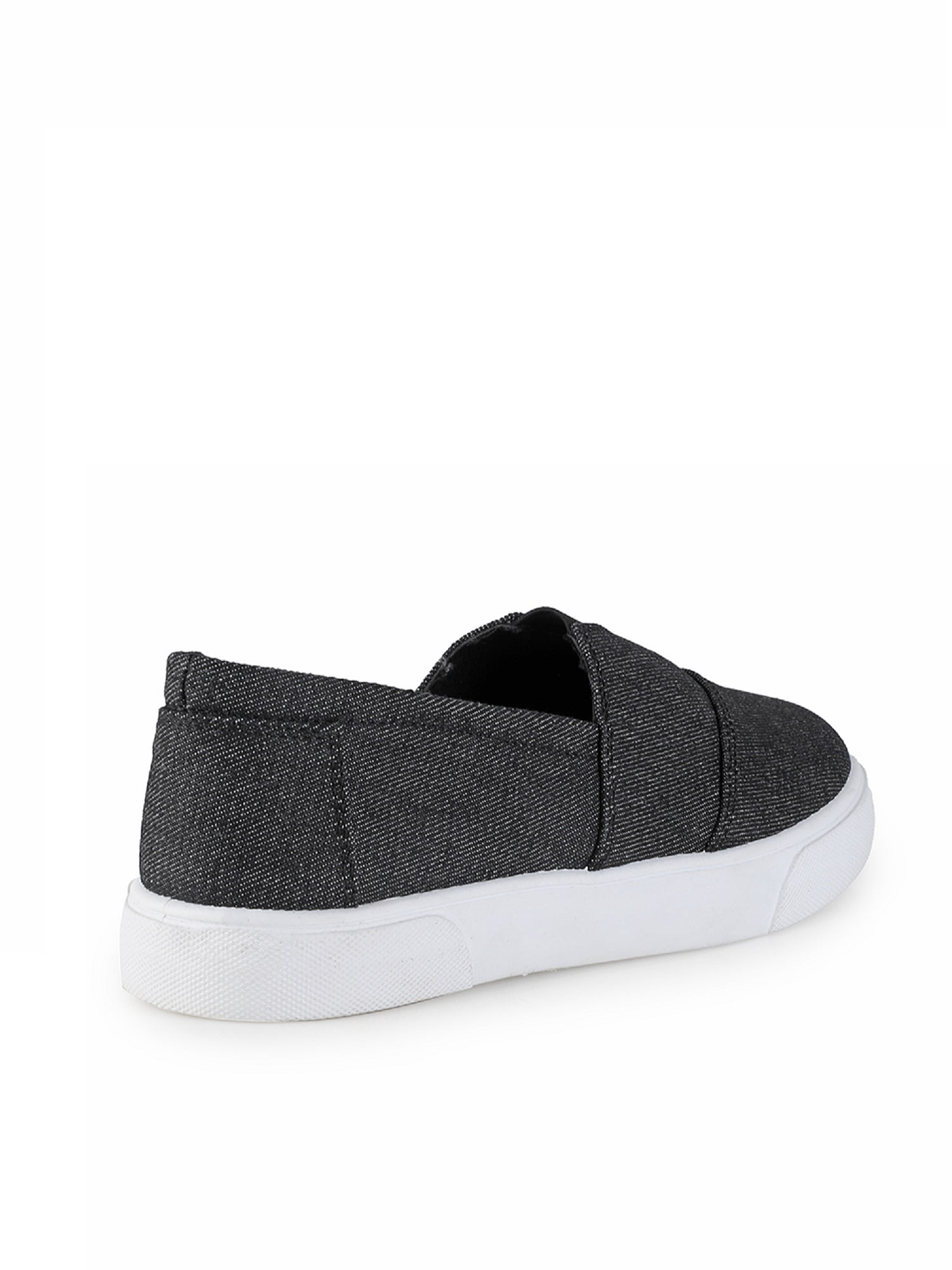 Slip On Women's Canvas Sneakers in Black