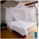 thumbnail image 1 of mosquitero de lujo, carpa grande, cama doble a queen, sala de pantalla para acampar, malla más fina 300, cortina de malla cuadrada, 2 entradas, fácil instalación, kit para colgar, bolsa de almacenamie Namotu YZY230, 1 of 7