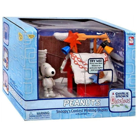 Peanuts A Charlie Brown Christmas Snoopy's Contest Winning Display Playset