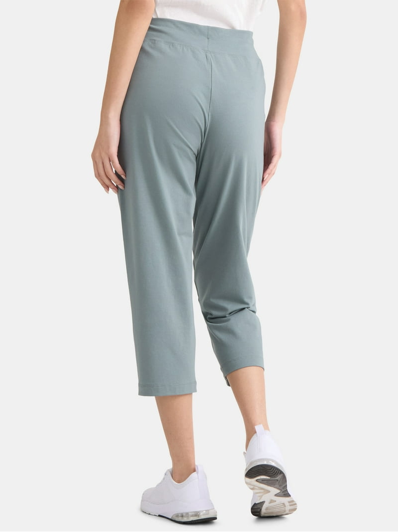Athletic Works Women's and Women's Plus Knit Capri Pants, 22