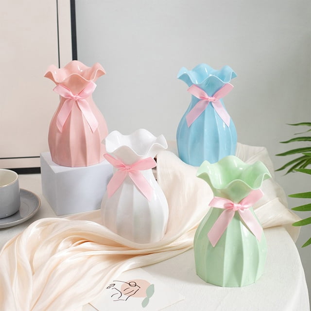 Cagogo under $5 4Pcs Plastic Vase, Plastic Bottle Vase, European Lace Wedding Decor, Small Fresh Flower Vase, Personalized Companion Candy Box, Creative Home Decoration