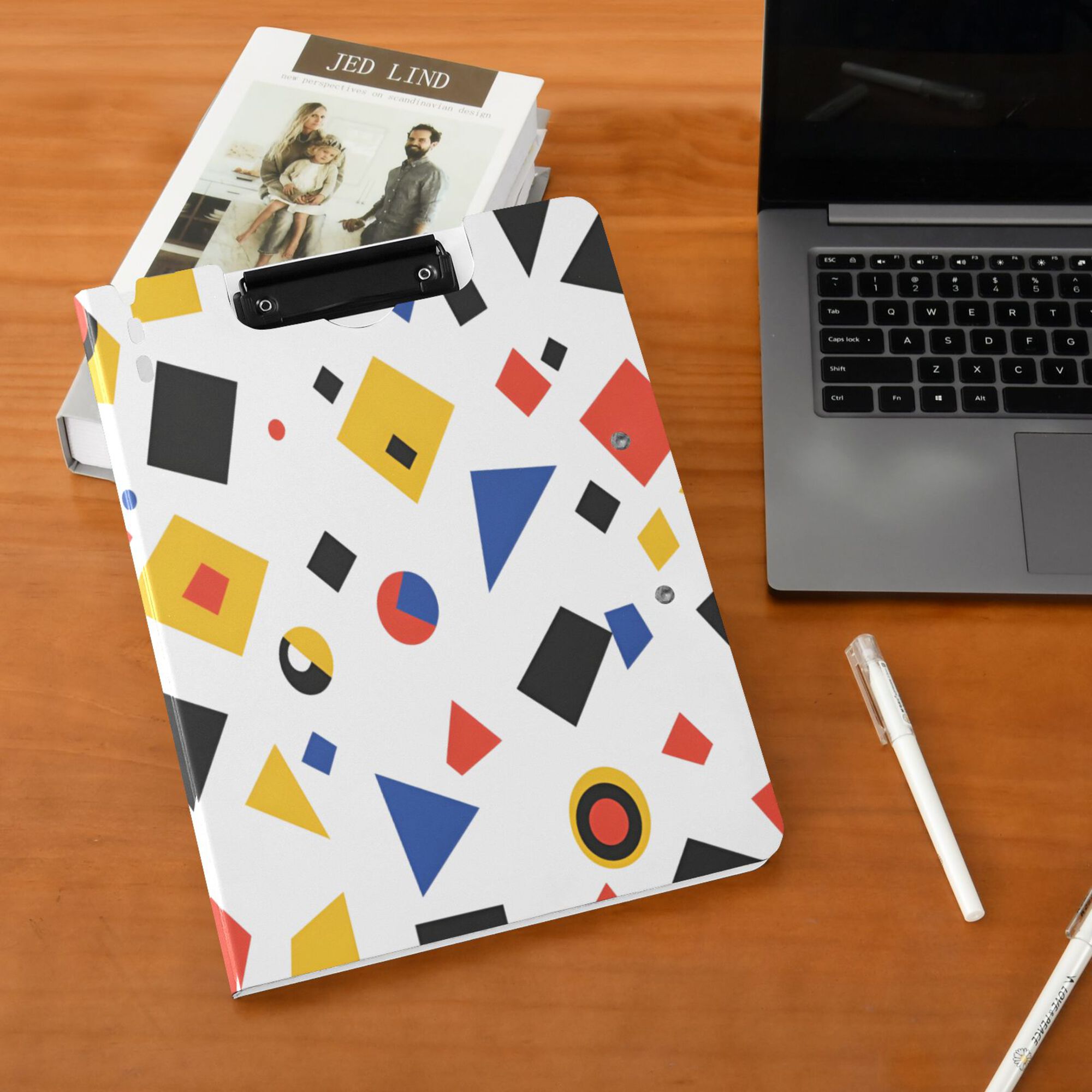 FORMRS A4 Clipboard Folder with Pen Holder Horizontal Foldable School Office Binder, Black Simple Shapes