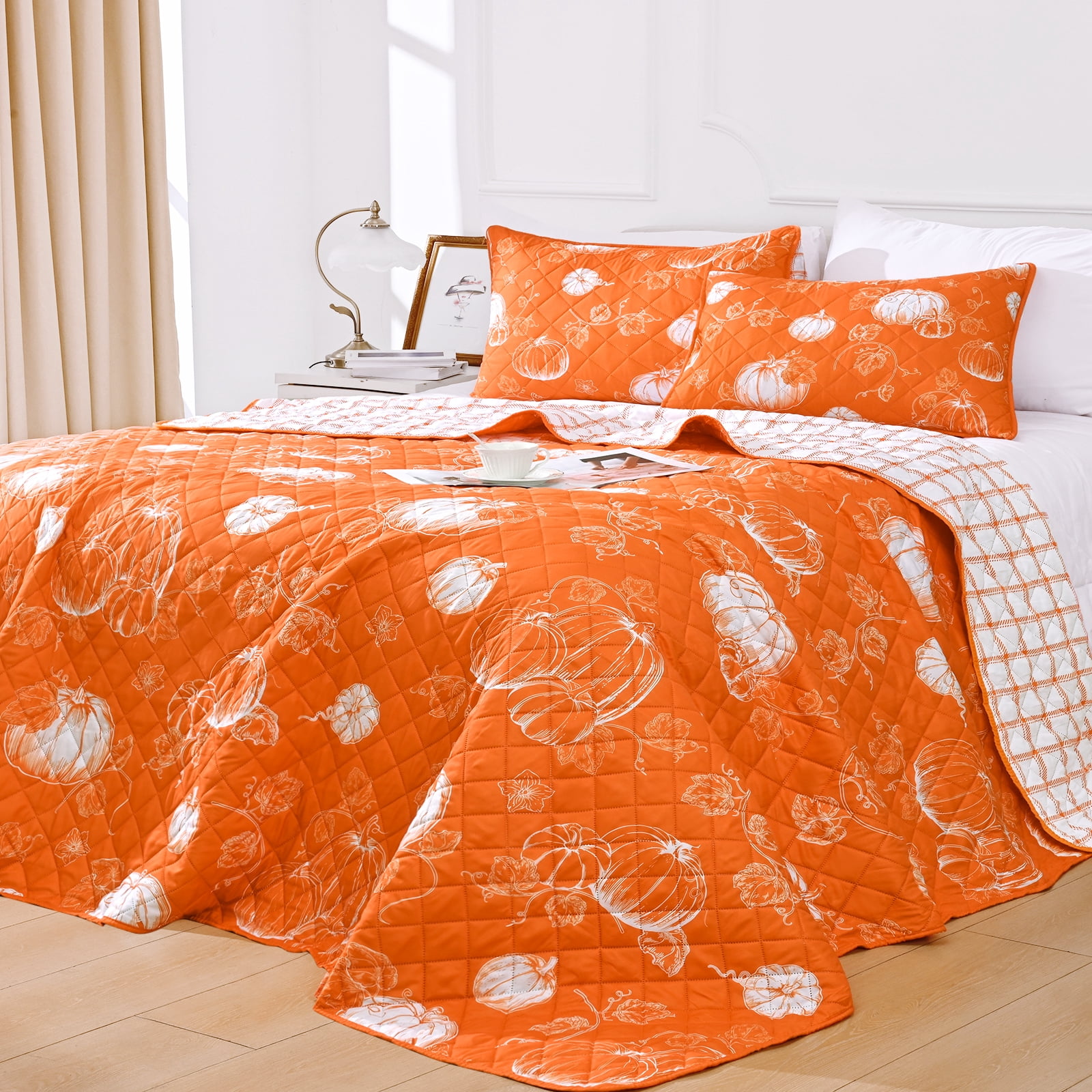 BLEUM CADE 3 Pieces Fall Quilt Set King with 2 Pillow Shams, Thanksgiving Reversible Bedding Set Pumpkins Quilt Set, Soft Lightweight Bedspread Coverlet Set