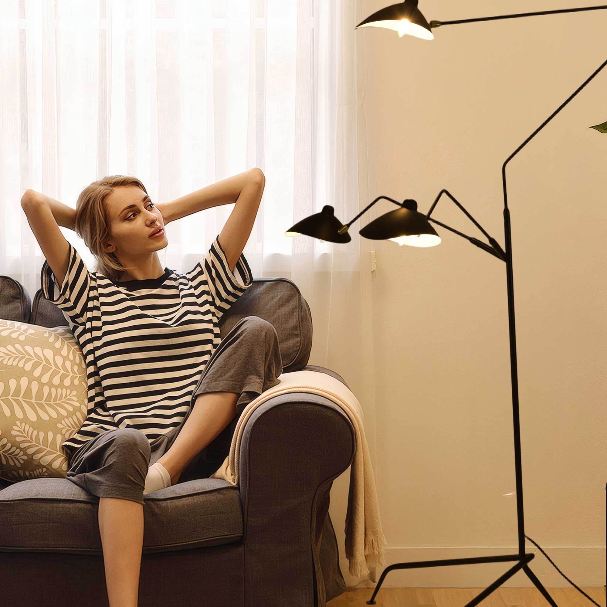 Modern Black 3-Light Tall Floor Lamp, Mid-Century Adjustable Standing Lamp, Spider Arm Floor Lamp with 360° Swing Arm, Tall Lamp for Reading,Bedroom
