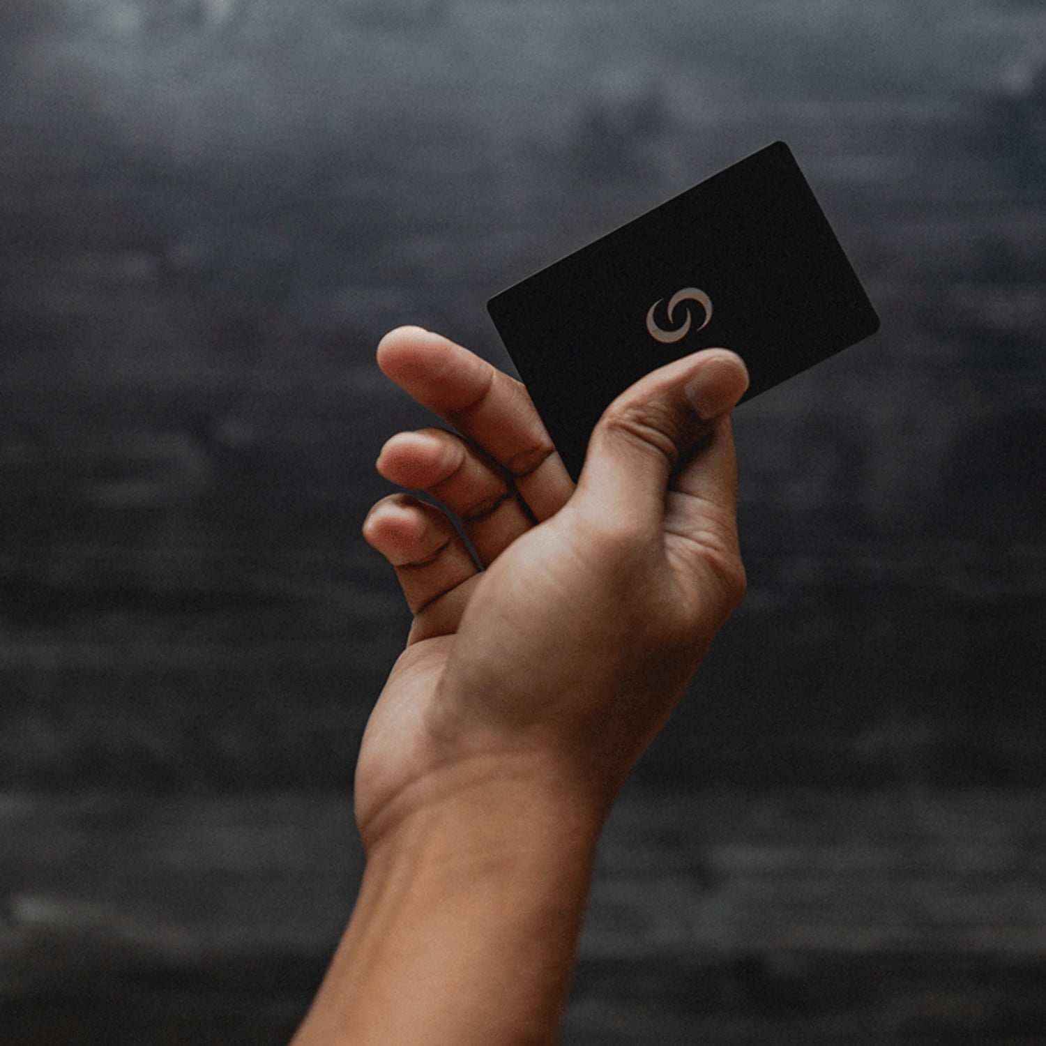 Contact Co. Smart Tap-to-Share Metal Card