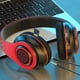 thumbnail image 5 of Pisexur Electronics - Auriculares inalámbricos Bluetooth para hombre, con luz RGB y micrófono, 8 horas de autonomía, plegables, para niños y organizador de electrónica., 5 of 7