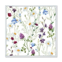 Designart 'Wildflowers Clover Bell and Chamomile I' Traditional Framed Canvas Wall Art Print