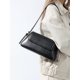thumbnail image 3 of Bolsos de un solo hombro para mujer 2024 Nuevo temperamento Elegantes bolsos de fiesta Bolsos de mano franceses simples y versátiles Tendencia debajo del brazo, 3 of 4